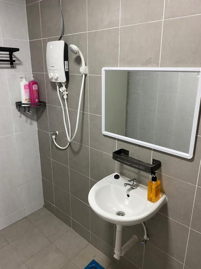 休闲民宿 Leisure Homestay @The Venus Sitiawan Kampong Lumut Kiri Εξωτερικό φωτογραφία